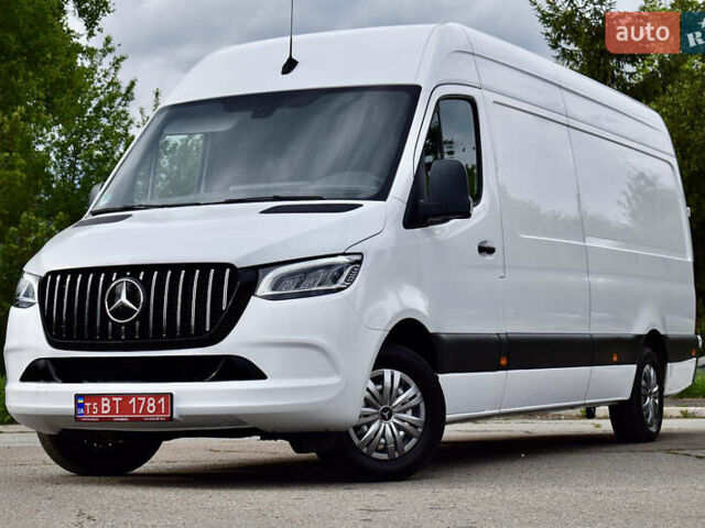 Белый Мерседес Sprinter, объемом двигателя 2.2 л и пробегом 280 тыс. км за 29500 $, фото 1 на Automoto.ua