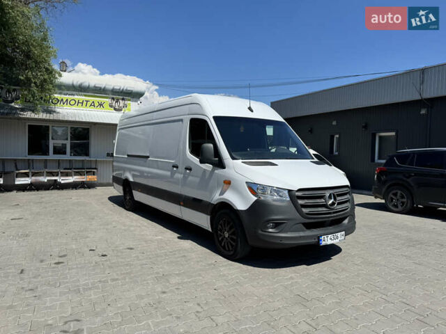 Білий Мерседес Sprinter, об'ємом двигуна 2.14 л та пробігом 150 тис. км за 25950 $, фото 1 на Automoto.ua