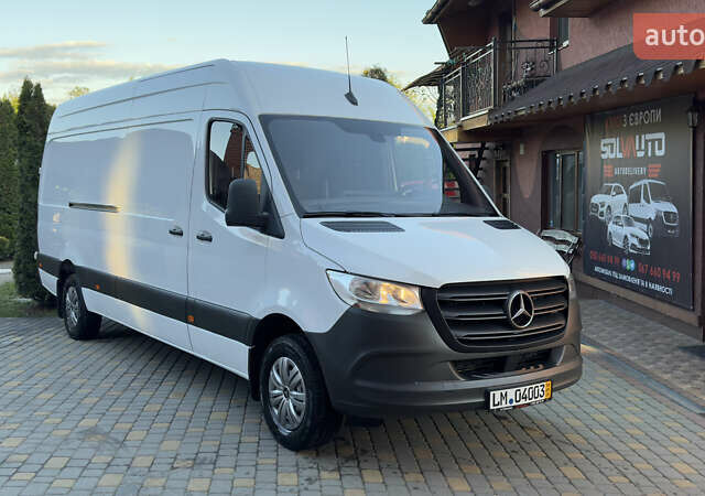Белый Мерседес Sprinter, объемом двигателя 2.14 л и пробегом 346 тыс. км за 29400 $, фото 1 на Automoto.ua