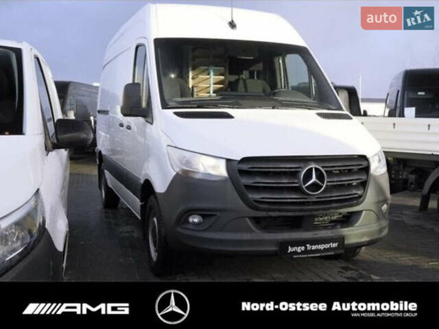 Белый Мерседес Sprinter, объемом двигателя 2.14 л и пробегом 168 тыс. км за 26300 $, фото 1 на Automoto.ua