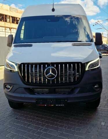 Белый Мерседес Sprinter, объемом двигателя 0 л и пробегом 73 тыс. км за 45000 $, фото 1 на Automoto.ua