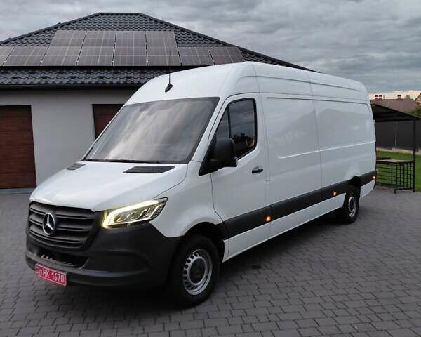 Білий Мерседес Sprinter, об'ємом двигуна 3 л та пробігом 360 тис. км за 33098 $, фото 1 на Automoto.ua