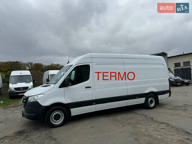 Белый Мерседес Sprinter, объемом двигателя 2.2 л и пробегом 299 тыс. км за 25600 $, фото 1 на Automoto.ua