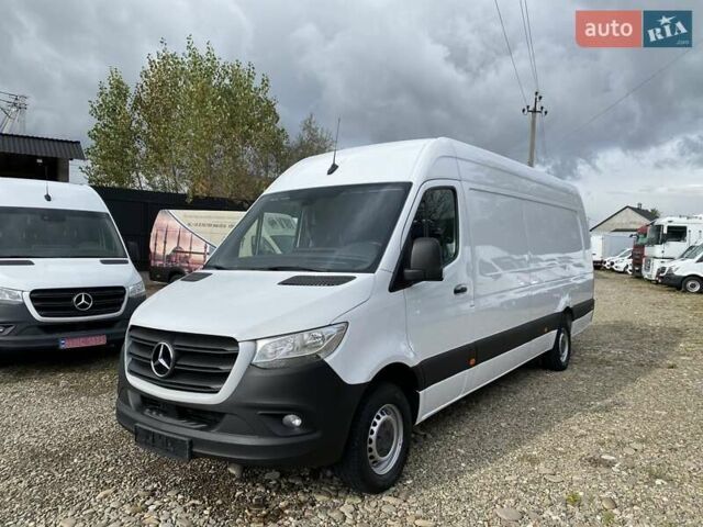 Белый Мерседес Sprinter, объемом двигателя 2.2 л и пробегом 193 тыс. км за 22850 $, фото 1 на Automoto.ua