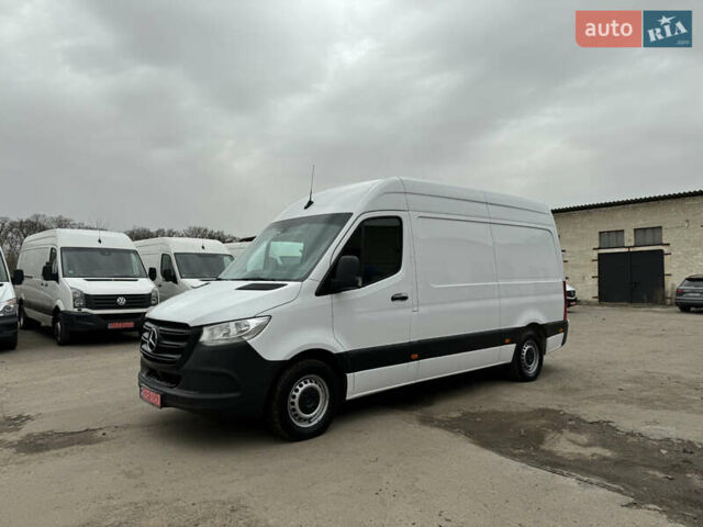 Белый Мерседес Sprinter, объемом двигателя 2.14 л и пробегом 223 тыс. км за 23900 $, фото 1 на Automoto.ua