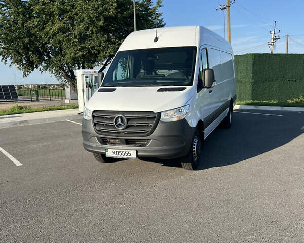 Білий Мерседес Sprinter, об'ємом двигуна 2.99 л та пробігом 136 тис. км за 43000 $, фото 1 на Automoto.ua