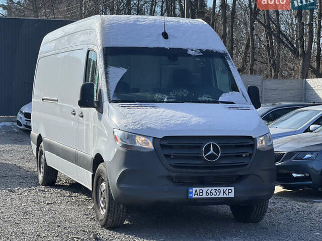 Белый Мерседес Sprinter, объемом двигателя 3 л и пробегом 24 тыс. км за 43000 $, фото 1 на Automoto.ua
