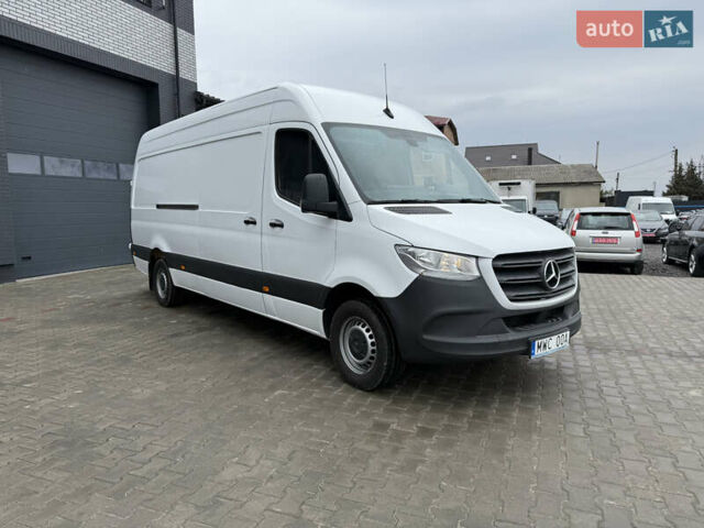 Белый Мерседес Sprinter, объемом двигателя 1.99 л и пробегом 171 тыс. км за 24900 $, фото 1 на Automoto.ua