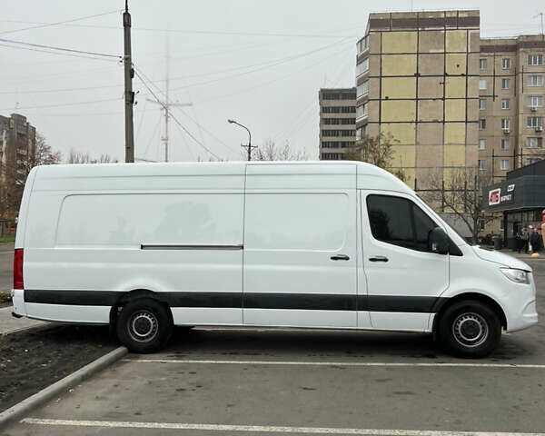 Білий Мерседес Sprinter, об'ємом двигуна 0 л та пробігом 200 тис. км за 40000 $, фото 1 на Automoto.ua