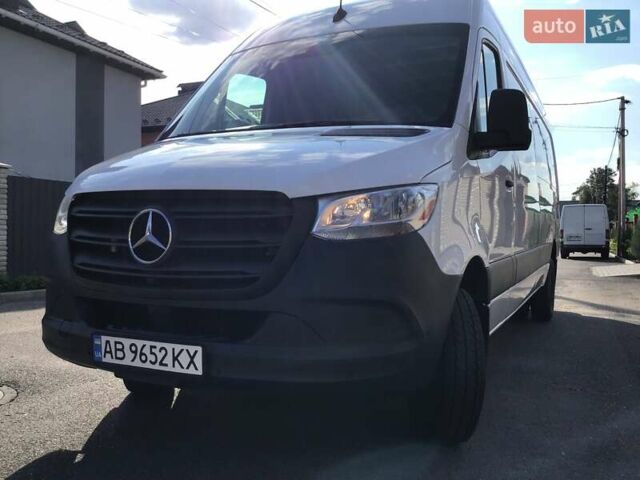 Білий Мерседес Sprinter, об'ємом двигуна 2.99 л та пробігом 380 тис. км за 52954 $, фото 1 на Automoto.ua