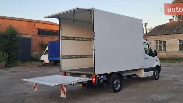 Белый Мерседес Sprinter, объемом двигателя 2 л и пробегом 241 тыс. км за 36500 $, фото 1 на Automoto.ua