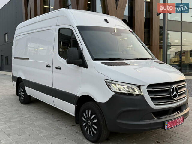 Белый Мерседес Sprinter, объемом двигателя 3 л и пробегом 87 тыс. км за 35555 $, фото 1 на Automoto.ua