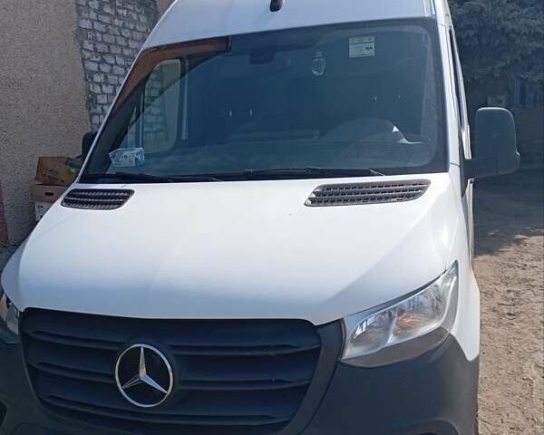 Білий Мерседес Sprinter, об'ємом двигуна 2.99 л та пробігом 170 тис. км за 44000 $, фото 1 на Automoto.ua