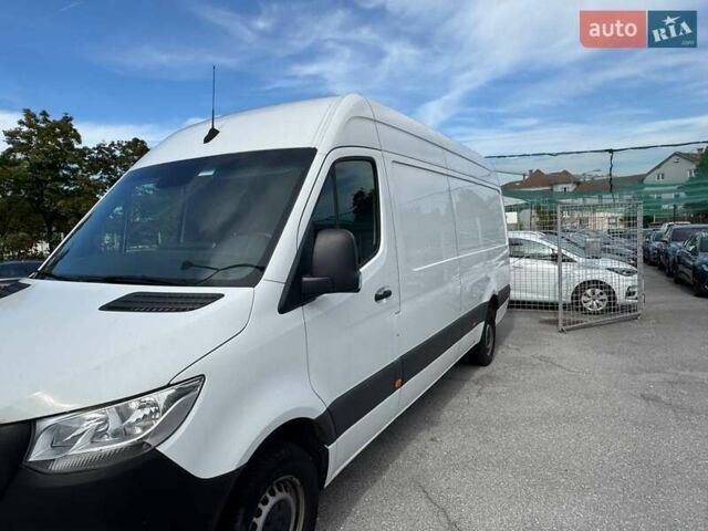 Белый Мерседес Sprinter, объемом двигателя 2 л и пробегом 30 тыс. км за 51186 $, фото 1 на Automoto.ua