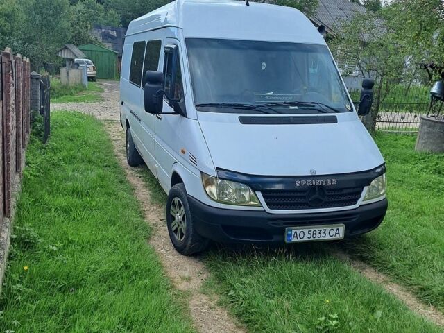 Білий Мерседес Sprinter, об'ємом двигуна 2.2 л та пробігом 740 тис. км за 11000 $, фото 1 на Automoto.ua
