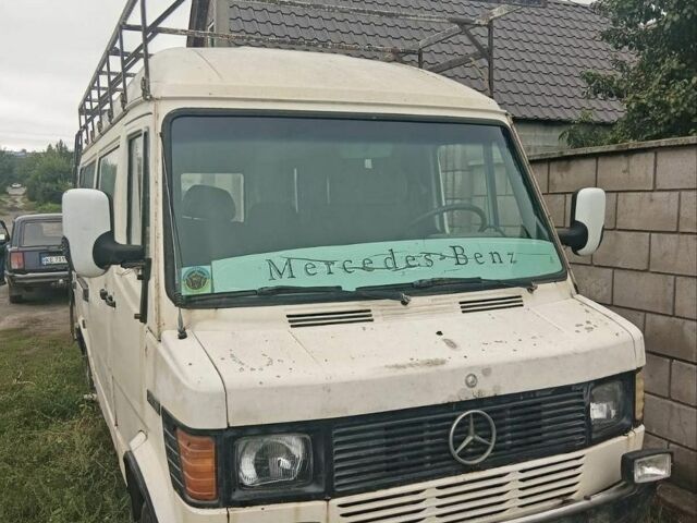 Белый Мерседес Sprinter, объемом двигателя 2.87 л и пробегом 50 тыс. км за 3500 $, фото 1 на Automoto.ua