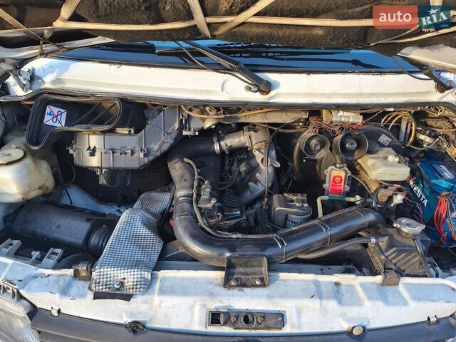 Белый Мерседес Sprinter, объемом двигателя 2.9 л и пробегом 710 тыс. км за 6300 $, фото 1 на Automoto.ua