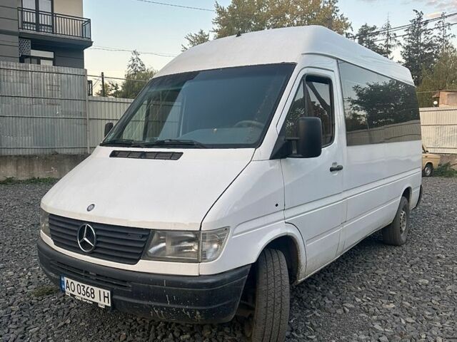 Белый Мерседес Sprinter, объемом двигателя 2.87 л и пробегом 156 тыс. км за 5800 $, фото 1 на Automoto.ua