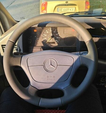 Белый Мерседес Sprinter, объемом двигателя 2.87 л и пробегом 550 тыс. км за 6500 $, фото 1 на Automoto.ua