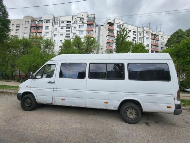 Білий Мерседес Sprinter, об'ємом двигуна 0.29 л та пробігом 495 тис. км за 4900 $, фото 1 на Automoto.ua