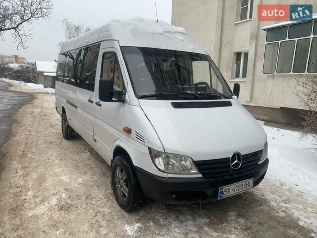 Белый Мерседес Sprinter, объемом двигателя 2.15 л и пробегом 515 тыс. км за 8700 $, фото 1 на Automoto.ua