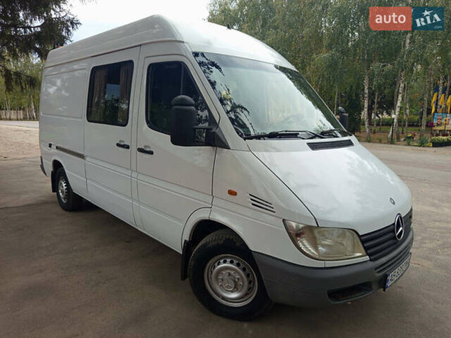 Білий Мерседес Sprinter, об'ємом двигуна 2.15 л та пробігом 645 тис. км за 8400 $, фото 1 на Automoto.ua