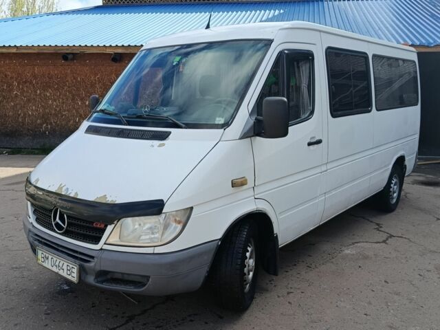 Белый Мерседес Sprinter, объемом двигателя 2.1 л и пробегом 527 тыс. км за 7500 $, фото 1 на Automoto.ua