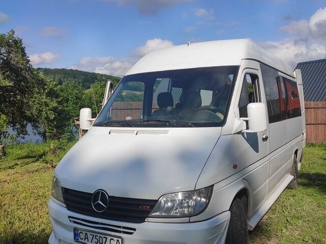 Білий Мерседес Sprinter, об'ємом двигуна 2.15 л та пробігом 600 тис. км за 6700 $, фото 1 на Automoto.ua