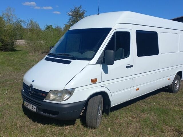 Белый Мерседес Sprinter, объемом двигателя 0 л и пробегом 480 тыс. км за 6200 $, фото 1 на Automoto.ua