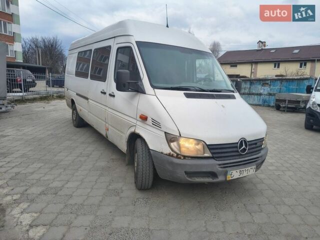 Білий Мерседес Sprinter, об'ємом двигуна 2.2 л та пробігом 450 тис. км за 4750 $, фото 1 на Automoto.ua