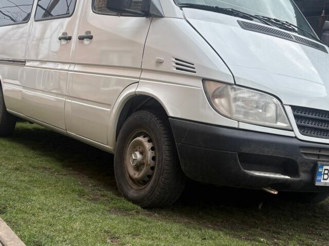 Білий Мерседес Sprinter, об'ємом двигуна 2.15 л та пробігом 360 тис. км за 8300 $, фото 1 на Automoto.ua