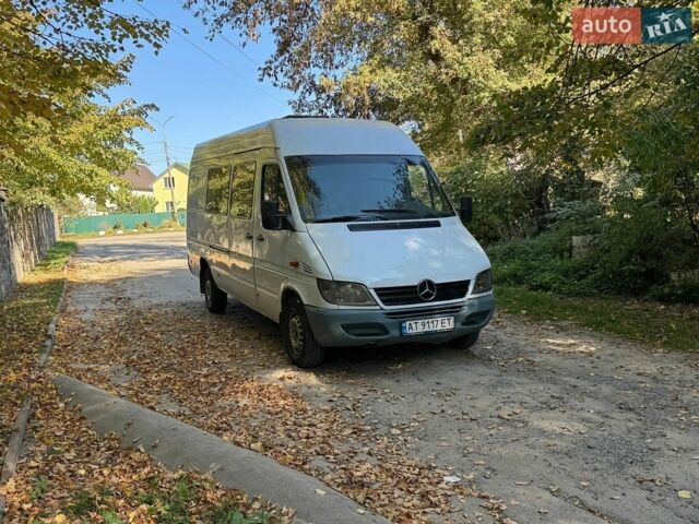 Білий Мерседес Sprinter, об'ємом двигуна 2.15 л та пробігом 500 тис. км за 7500 $, фото 1 на Automoto.ua