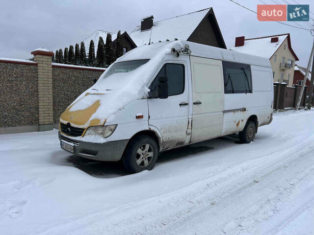 Білий Мерседес Sprinter, об'ємом двигуна 2.15 л та пробігом 450 тис. км за 4900 $, фото 1 на Automoto.ua