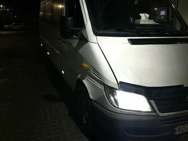 Білий Мерседес Sprinter, об'ємом двигуна 2.2 л та пробігом 650 тис. км за 7500 $, фото 1 на Automoto.ua