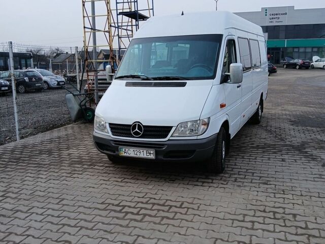 Білий Мерседес Sprinter, об'ємом двигуна 2.2 л та пробігом 750 тис. км за 8900 $, фото 1 на Automoto.ua
