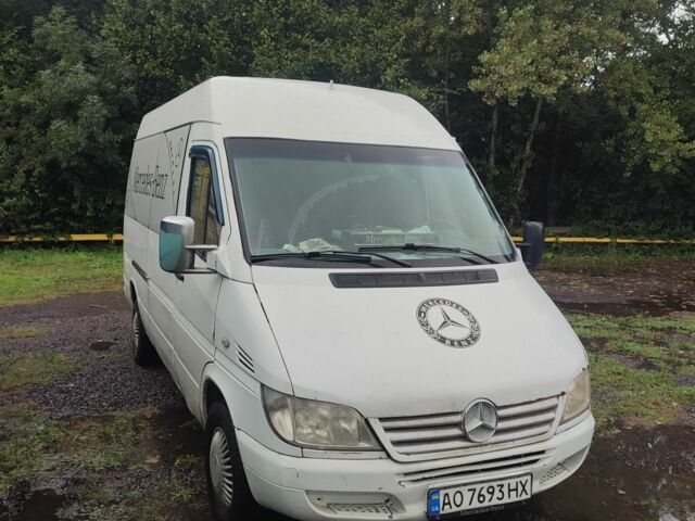 Білий Мерседес Sprinter, об'ємом двигуна 2.1 л та пробігом 730 тис. км за 6000 $, фото 1 на Automoto.ua