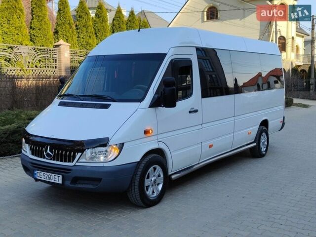 Белый Мерседес Sprinter, объемом двигателя 2.7 л и пробегом 697 тыс. км за 13700 $, фото 1 на Automoto.ua
