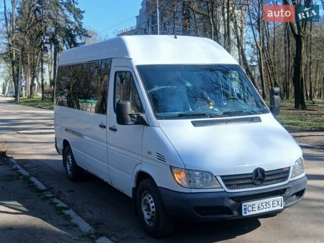 Белый Мерседес Sprinter, объемом двигателя 2.15 л и пробегом 580 тыс. км за 9500 $, фото 1 на Automoto.ua
