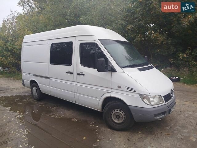 Белый Мерседес Sprinter, объемом двигателя 2.15 л и пробегом 478 тыс. км за 8400 $, фото 1 на Automoto.ua