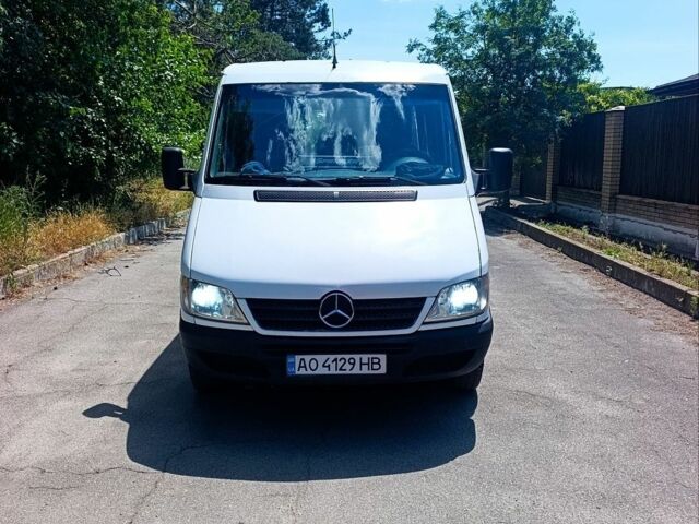 Білий Мерседес Sprinter, об'ємом двигуна 2.15 л та пробігом 563 тис. км за 6999 $, фото 1 на Automoto.ua