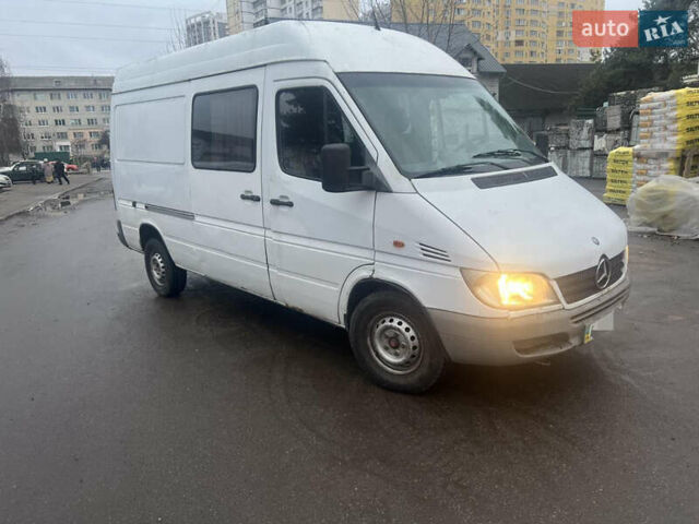Білий Мерседес Sprinter, об'ємом двигуна 2.7 л та пробігом 316 тис. км за 6799 $, фото 1 на Automoto.ua