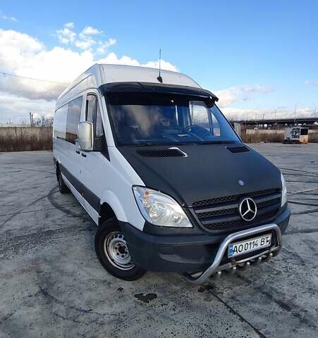 Білий Мерседес Sprinter, об'ємом двигуна 2.15 л та пробігом 500 тис. км за 10500 $, фото 1 на Automoto.ua