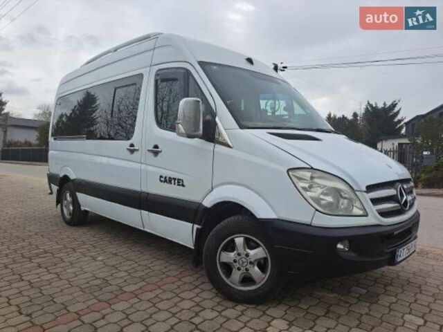 Білий Мерседес Sprinter, об'ємом двигуна 2.15 л та пробігом 414 тис. км за 11999 $, фото 1 на Automoto.ua