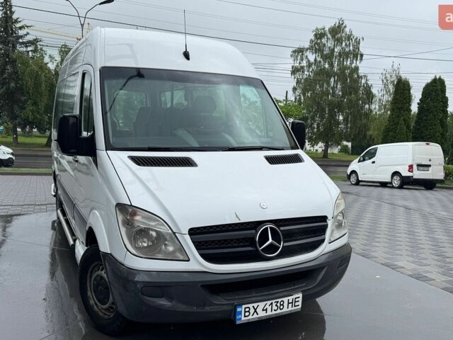 Белый Мерседес Sprinter, объемом двигателя 2.15 л и пробегом 360 тыс. км за 15500 $, фото 1 на Automoto.ua