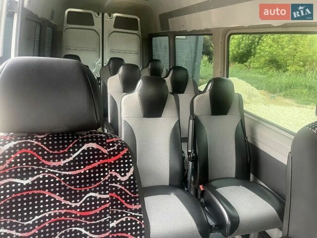 Белый Мерседес Sprinter, объемом двигателя 2.2 л и пробегом 530 тыс. км за 16900 $, фото 1 на Automoto.ua