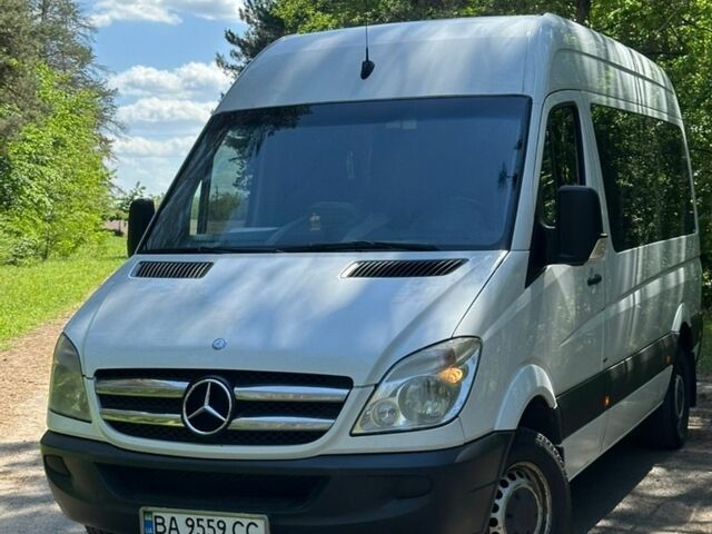 Белый Мерседес Sprinter, объемом двигателя 1.8 л и пробегом 480 тыс. км за 14000 $, фото 1 на Automoto.ua