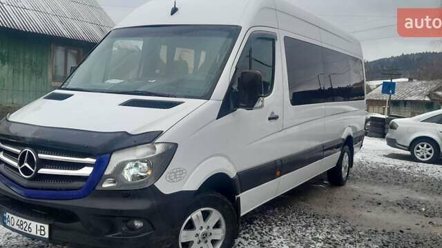 Белый Мерседес Sprinter, объемом двигателя 2.99 л и пробегом 90 тыс. км за 18900 $, фото 1 на Automoto.ua