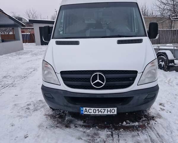Білий Мерседес Sprinter, об'ємом двигуна 2.14 л та пробігом 410 тис. км за 18000 $, фото 1 на Automoto.ua