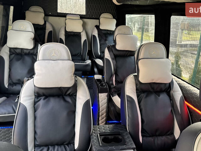 Білий Мерседес Sprinter, об'ємом двигуна 2.7 л та пробігом 473 тис. км за 22500 $, фото 1 на Automoto.ua