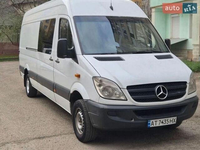 Белый Мерседес Sprinter, объемом двигателя 2.99 л и пробегом 460 тыс. км за 18500 $, фото 1 на Automoto.ua